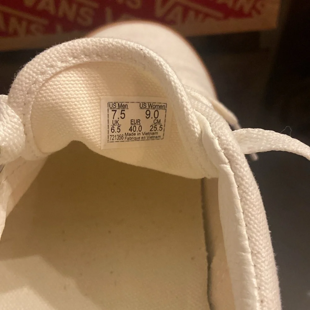 Brand New Vans. Purchased at Nordstroms, never worn. - Picture 3 of 4